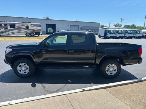 Used 2023 Toyota Tacoma SR AWD/4WD image 6