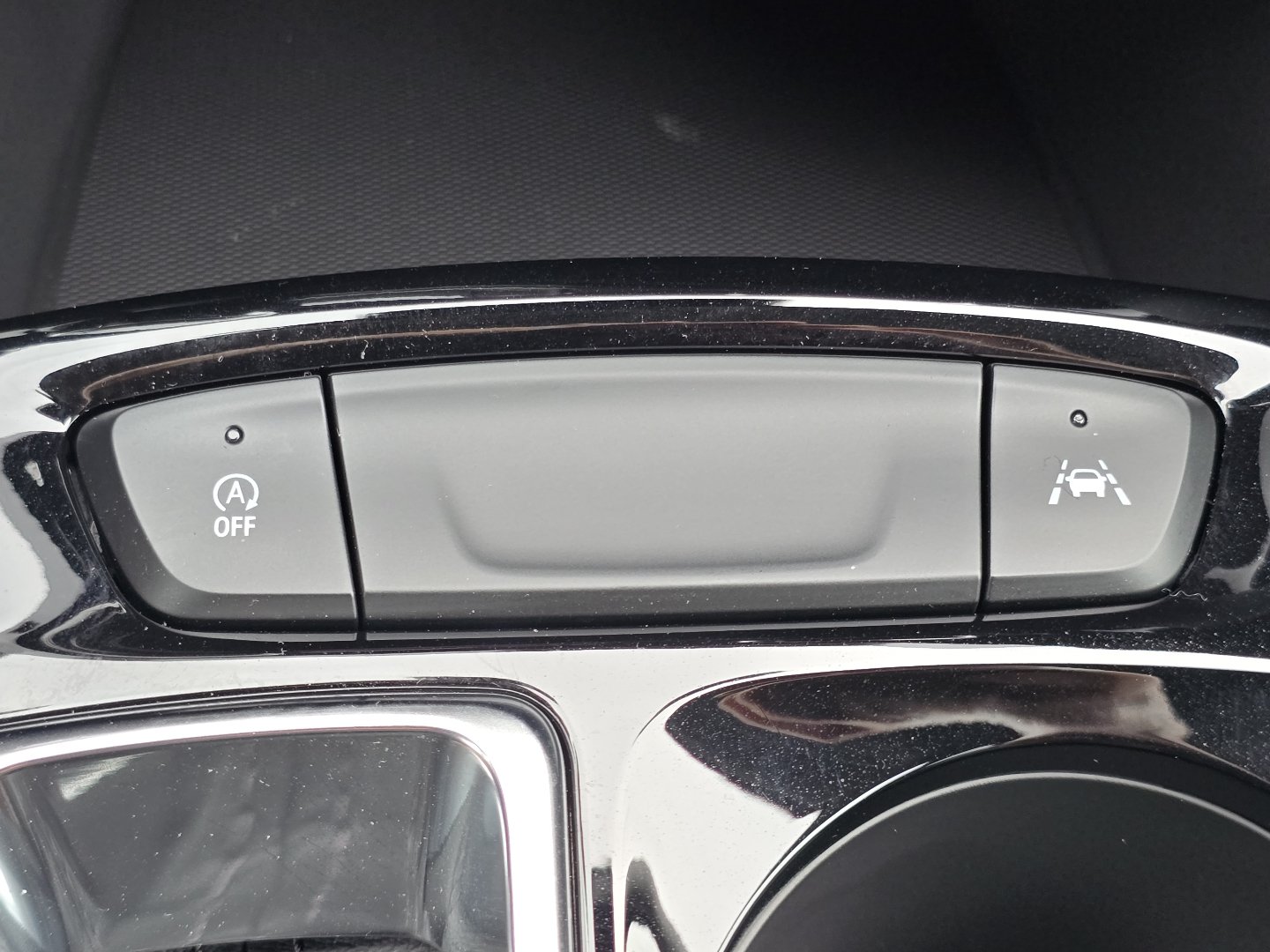 Used 2025 Chevrolet Trax ACTIV w/ Driver Confidence Package FWD image 11