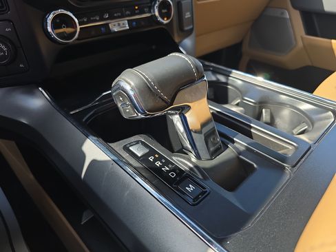 Used 2023 Ford F150 Lariat w/ Trailer Tow Package image 28