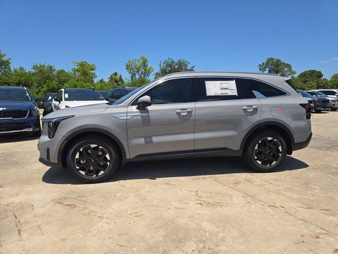 New 2026 Kia Sorento S FWD image 5