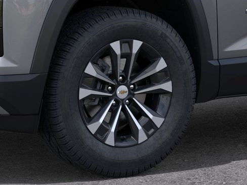 New 2027 Chevrolet Equinox LT w/ Convenience Package II FWD image 9