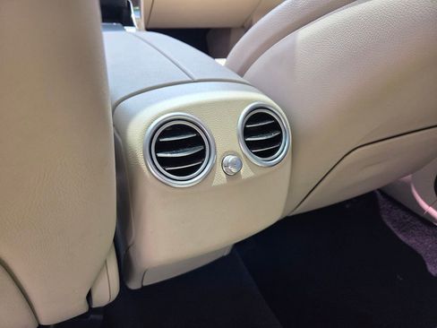 Used 2021 Mercedes-Benz GLC 300 image 8