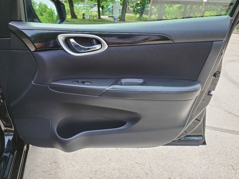 Used 2018 Nissan Sentra SV FWD image 32