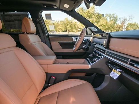 New 2026 Hyundai Santa Fe Limited AWD/4WD image 18