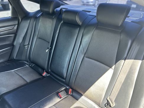 Used 2018 Honda Accord Sport image 17