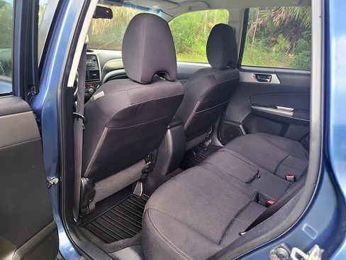 Used 2012 Subaru Forester 2.5X Premium AWD/4WD image 17
