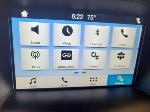 Used 2018 Ford Escape SE w/ Ford Safe & Smart Package AWD/4WD image 25