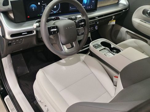 New 2026 Hyundai Ioniq 9 SEL image 11