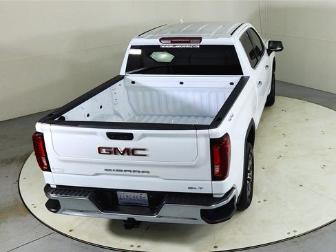 Used 2025 GMC Sierra 1500 SLT image 21