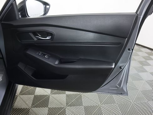 Certified 2025 Honda Accord SE image 24