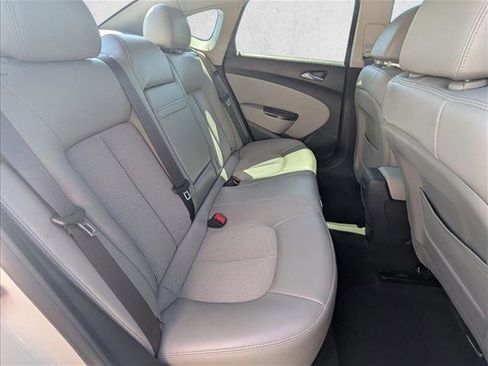 Used 2014 Buick Verano FWD image 15