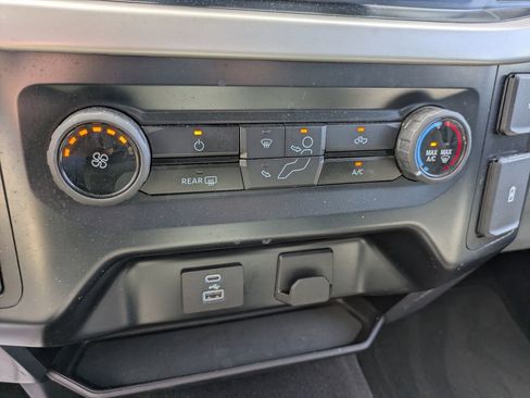 Used 2023 Ford F150 XLT RWD image 16