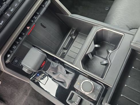 Used 2025 Toyota Tundra Limited image 23