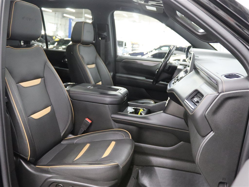 Used 2022 GMC Yukon AT4 AWD/4WD image 36