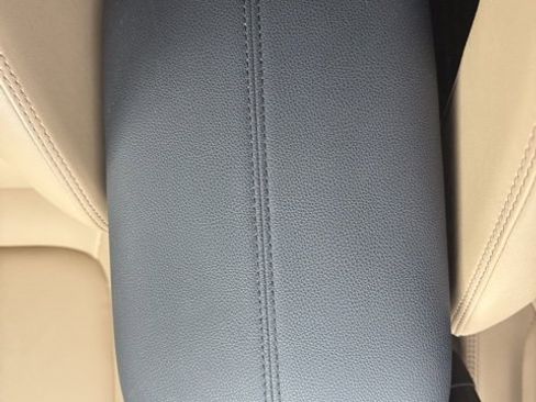 Used 2023 Toyota RAV4 XLE Premium image 30