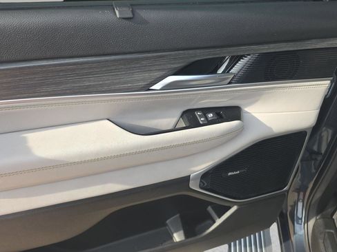 Used 2024 Jeep Wagoneer L Series III w/ Premium Group I image 37