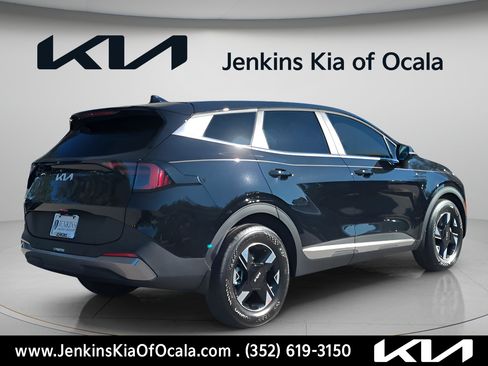 New 2026 Kia Sportage LX w/ LX Convenience Package FWD image 3