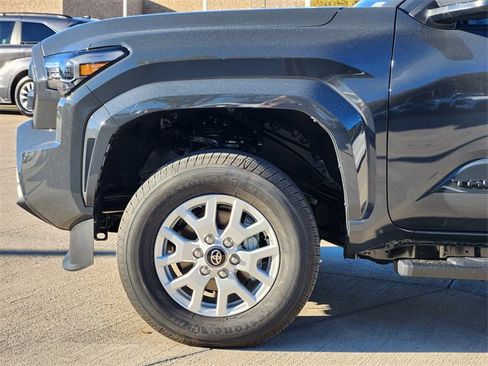 New 2025 Toyota Tacoma SR5 image 5