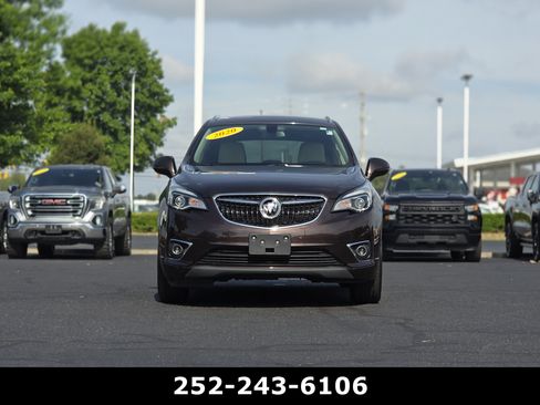 Used 2020 Buick Envision Essence FWD image 2