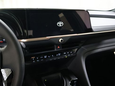 New 2026 Toyota Crown Signia image 22