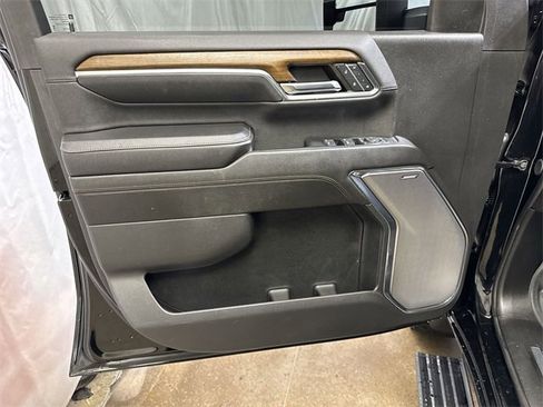 Used 2024 Chevrolet Silverado 2500 High Country w/ High Country Premium Package image 24