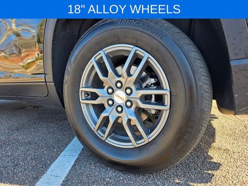 Certified 2025 GMC Acadia Elevation image 33