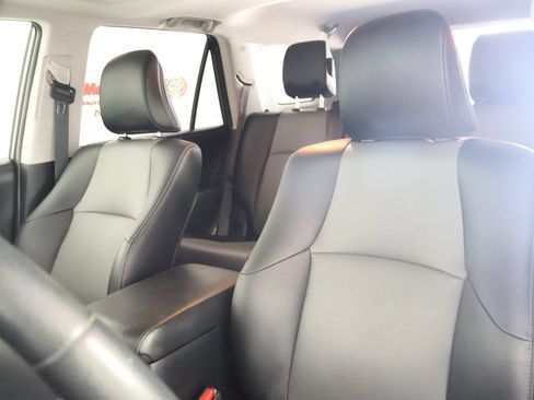 Used 2020 Toyota 4Runner SR5 Premium w/ Moonroof Package AWD/4WD image 25