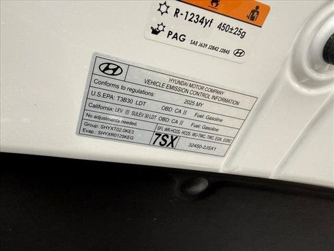 Certified 2025 Hyundai Kona SE FWD image 20