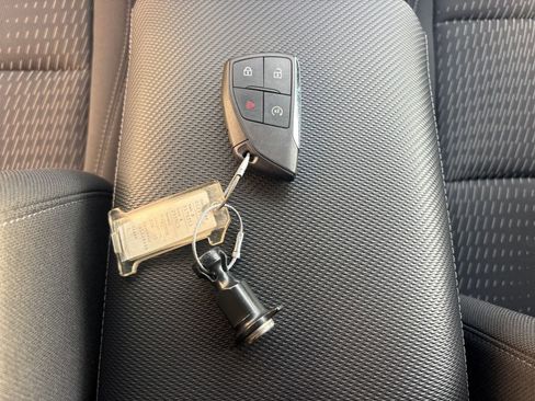 Used 2025 Chevrolet Equinox LT image 22