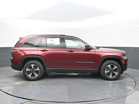 Used 2023 Jeep Grand Cherokee 4WD 4xe w/ Luxury Tech Group II image 8