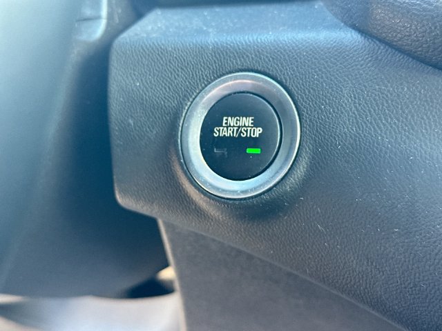 Used 2024 GMC Terrain SLT AWD/4WD image 19