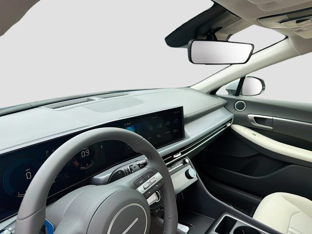 New 2026 Hyundai Sonata SEL FWD image 9