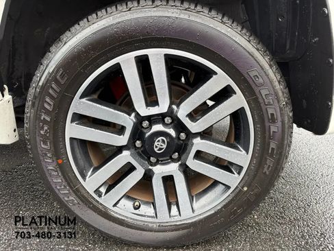 Used 2018 Toyota 4Runner Limited AWD/4WD image 25