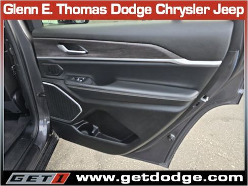 Certified 2022 Jeep Grand Cherokee L Limited image 34