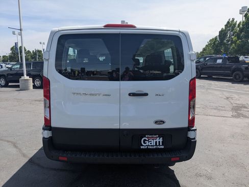 Used 2021 Ford Transit 350 XLT RWD image 5