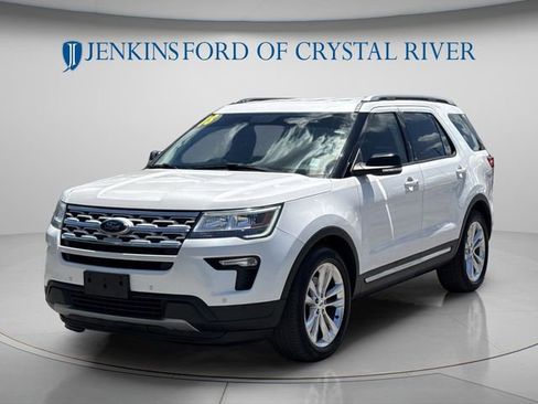 Certified 2018 Ford Explorer XLT w/ Equipment Group 202A FWD image 13