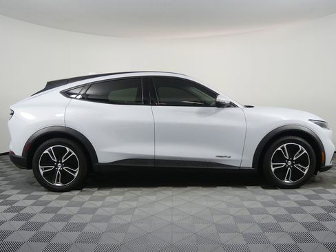 Used 2022 Ford Mustang Mach-E Select image 2