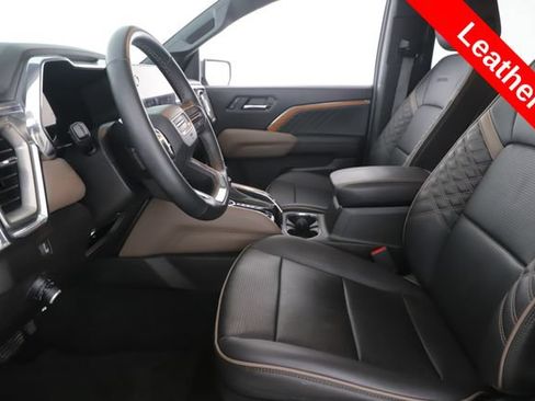 Used 2024 GMC Canyon Denali AWD/4WD image 16