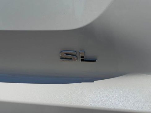 Certified 2024 Nissan Pathfinder SL w/ SL Premium Package FWD image 8