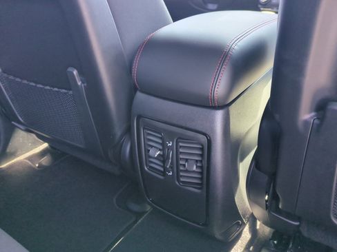 New 2026 Dodge Durango GT image 32