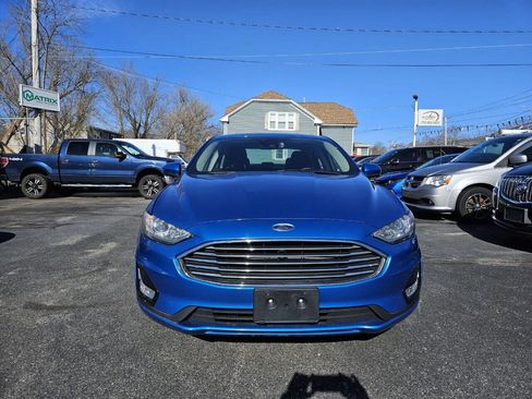 Used 2020 Ford Fusion SE image 11