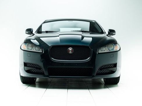 Used 2015 Jaguar XF Sport image 5