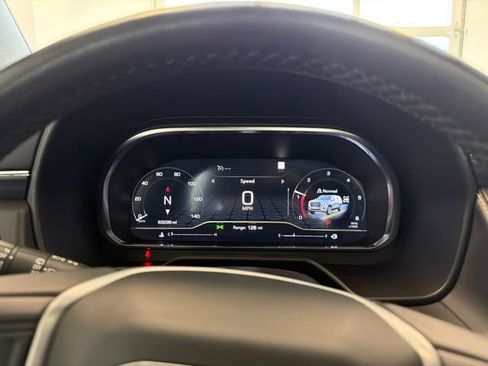 Used 2022 GMC Yukon SLT w/ SLT Premium Package AWD/4WD image 41