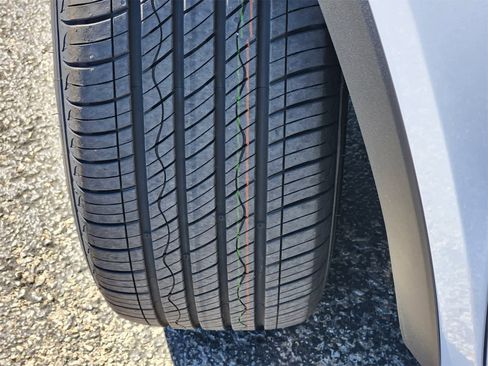 New 2026 Kia Sorento S image 10