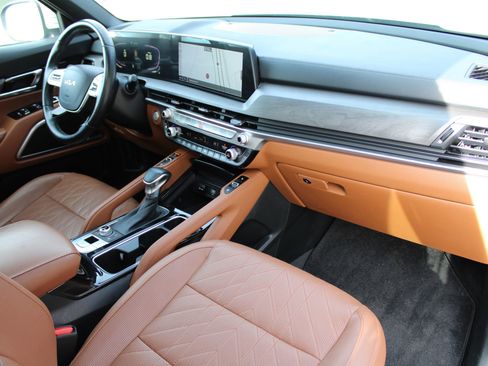 Used 2024 Kia Telluride EX X-Line image 29