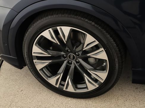 New 2026 Audi Q8 Prestige AWD/4WD image 31
