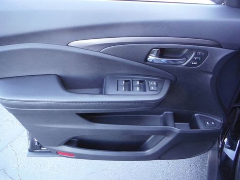 Used 2021 Honda Passport EX-L image 14