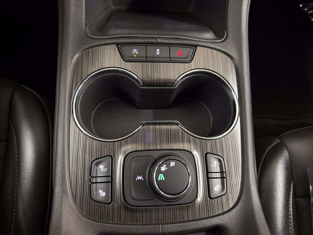 Used 2023 GMC Acadia SLT FWD image 29