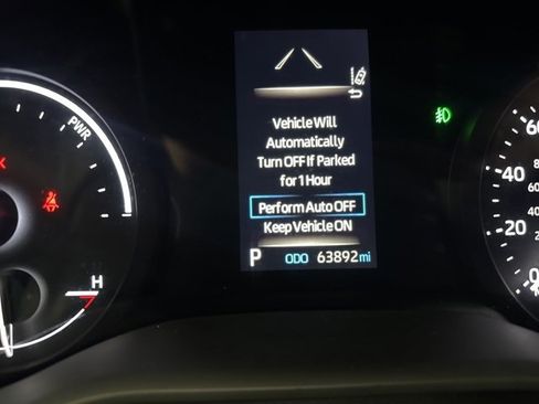 Used 2024 Toyota Sienna XLE image 33