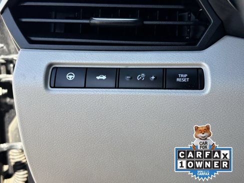 Certified 2022 Nissan Altima 2.5 SV w/ SV Premium Package FWD image 33